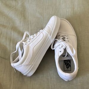 Vans old skool white sneakers